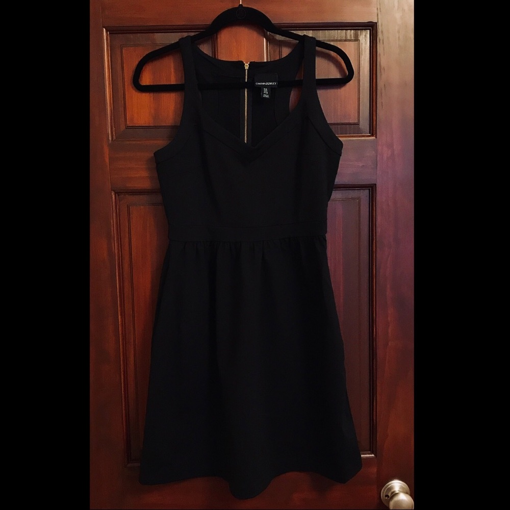 Cute little black dress